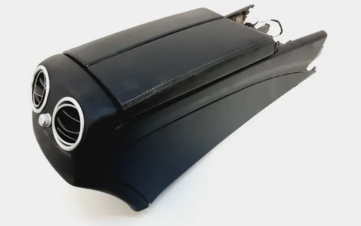 Mercedes-Benz C W205 (2014 - 2021) Подлокотник — фото 2