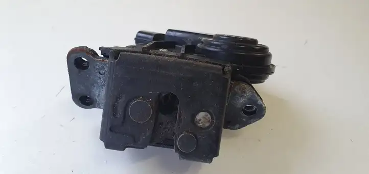 Toyota Prius+ (ZVW40) (2011 - 2018) Замок крышки багажника — фото 1