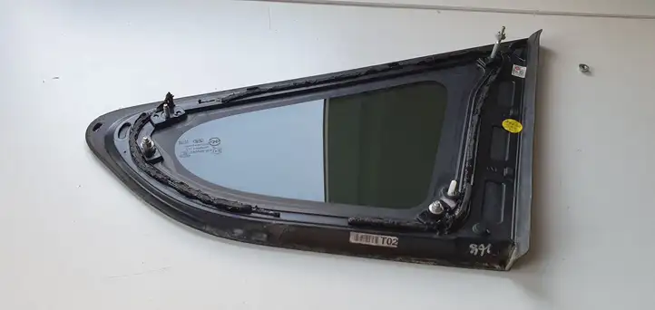 Hyundai Santa Fe (2012 - 2015) Заднее боковое стекло — фото 4