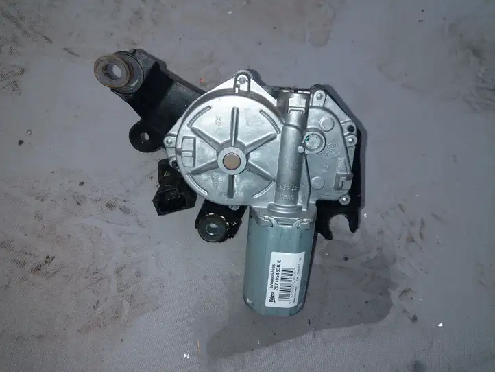 Renault Captur (2013 - 2020) Задний фонарь в кузове — фото 2