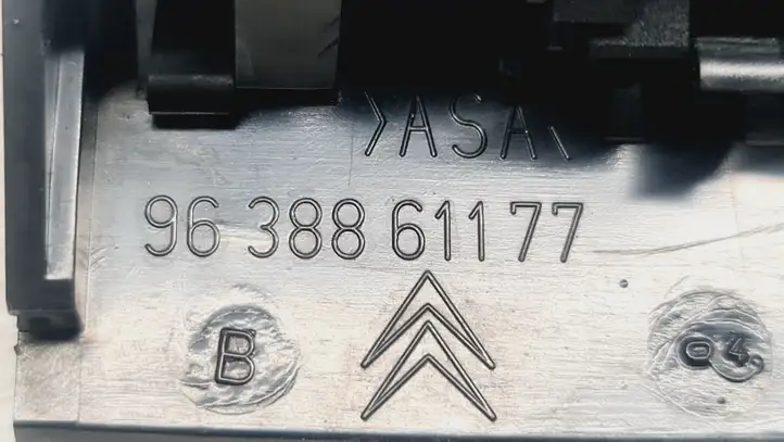 Citroen C3 (2002 - 2009) 9638861177 Ручка крышки багажника — фото 3