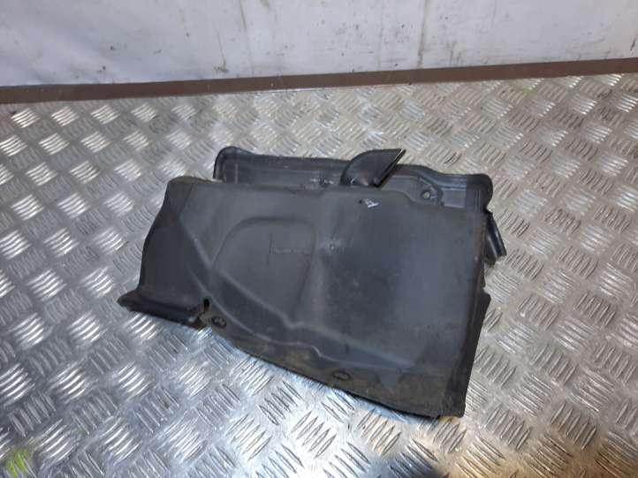 BMW X5 E70 (2006 - 2013)  517437161748 Теплоизоляция