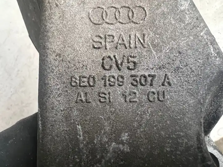 Audi A4 S4 B7 8E 8H (2004 - 2009) 8E0199307A Кронштейн двигателя — фото 2