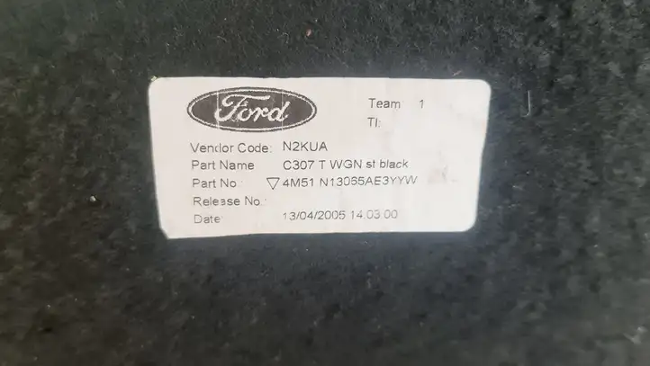 Ford Focus (2005 - 2008) 4M51N13065AE Коврик багажника — фото 2