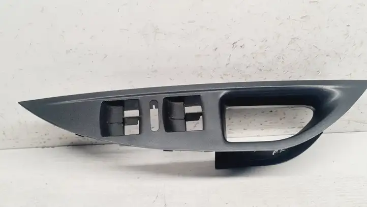Seat Altea (2004 - 2009) 5P1867171A Накладка кнопки стеклоподъемника — фото 1