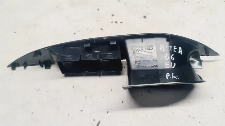 Seat Altea (2004 - 2009) 5P1867171A Накладка кнопки стеклоподъемника — фото 2