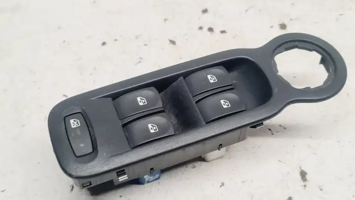 Renault Modus (2007 - 2012) 8200387775 Кнопка стеклоподъемников — фото 1