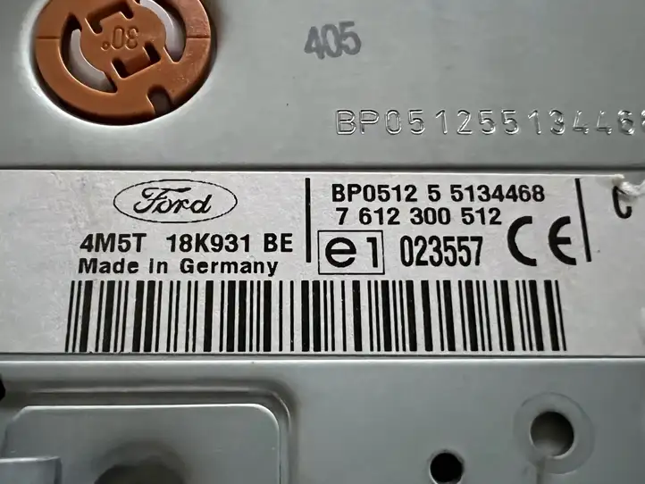Ford Focus (2005 - 2008) 4M5T18K931BE Магнитола / мультимедийная система — фото 2