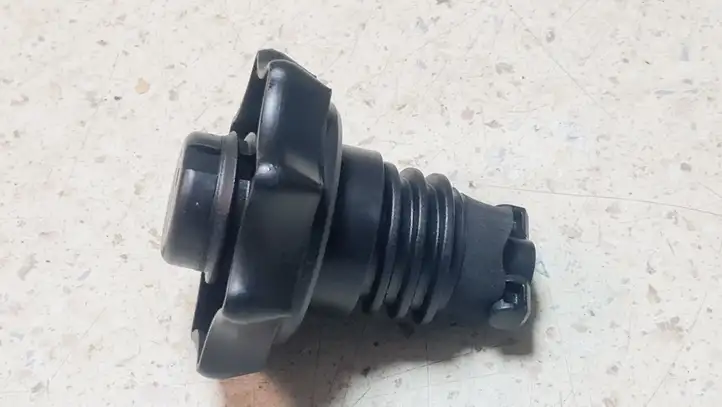 Seat Altea (2004 - 2009) 1K0803899D Болт крепления запасного колеса — фото 2