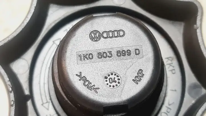 Seat Altea (2004 - 2009) 1K0803899D Болт крепления запасного колеса — фото 3