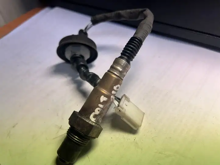 Mitsubishi Colt (2004 - 2008) MN128424 Лямбда-зонд — фото 1