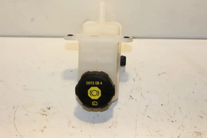 Kia Niro (2016 - ) Kia Niro Brake fluid reservoir Бачок тормозной жидкости — фото 7