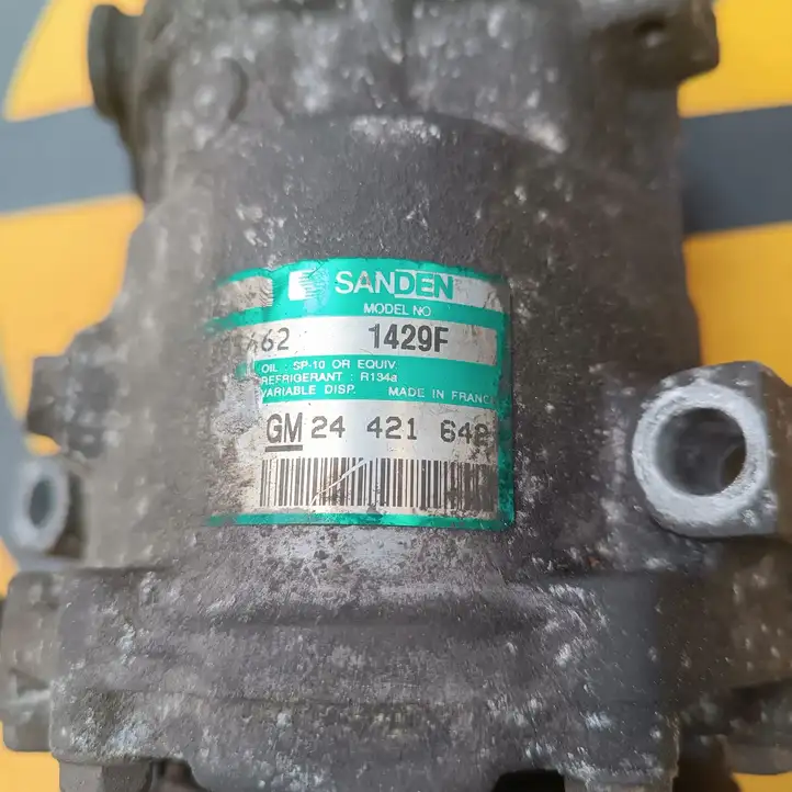 Opel Meriva A (2002 - 2006) 24421642 Компрессор (насос) кондиционера воздуха — фото 3