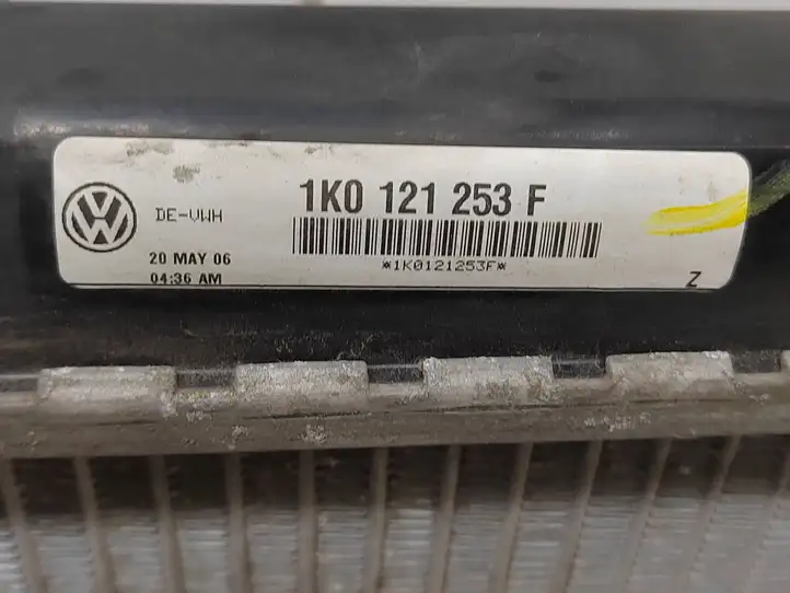 Volkswagen PASSAT B6 (2005 - 2010) 1K0121253F Радиатор охлаждающей жидкости двигателя — фото 4