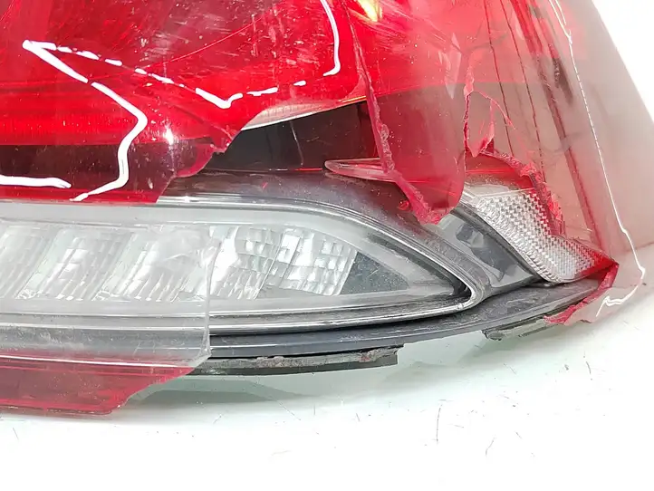 Mercedes-Benz GLE W166/C292 (2015 - 2019) A1669065801 Задний фонарь в кузове — фото 8