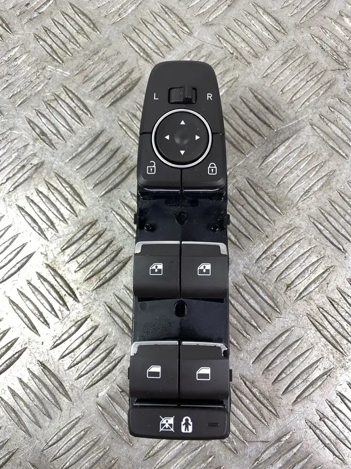 Hyundai Santa Fe (2018 - 2020) 93571S1130SST Блок кнопок стеклоподъемников — фото 1