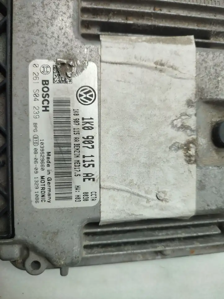 Volkswagen Jetta V (2005 - 2010) 1K0907115AE Блок управления двигателем (ЭБУ) — фото 4