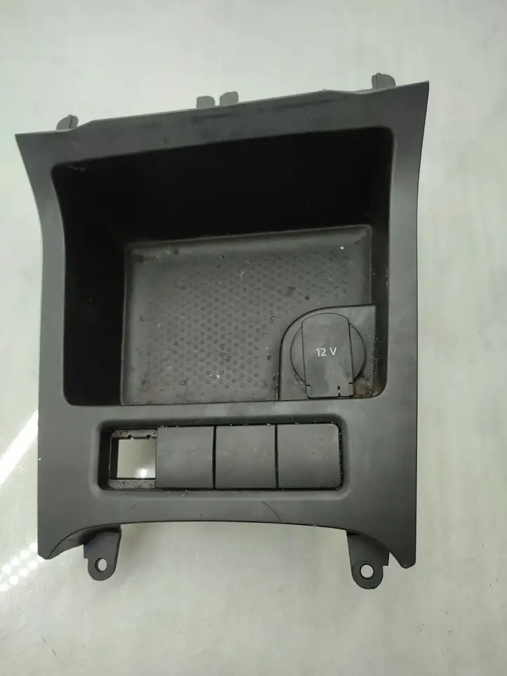 Volkswagen Jetta V (2005 - 2010) 1K0857925 Ящик центральной консоли — фото 1
