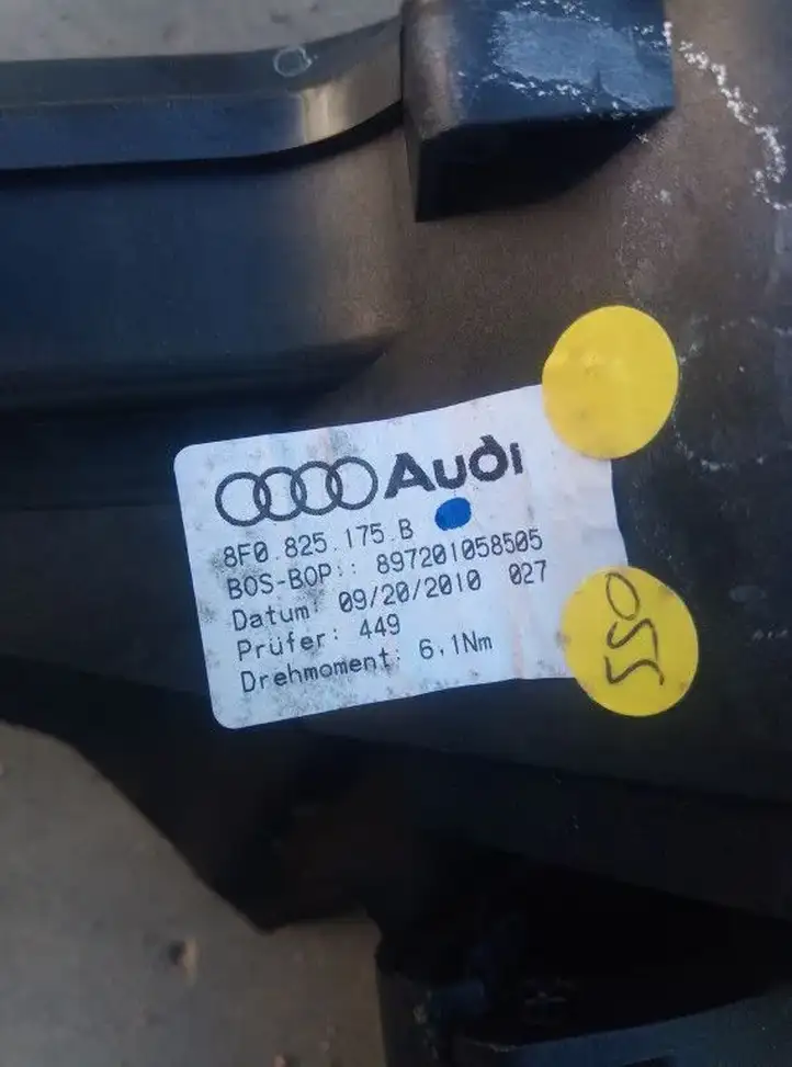 Audi S5 8T (2007 - 2011) Прочая отделка багажника — фото 4