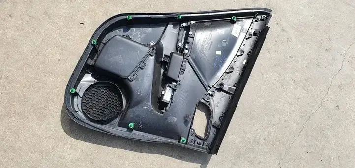 Honda Civic IX (2011 - 2017) Обшивка задней двери — фото 4