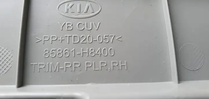 Kia Stonic (2017 - ) Верхняя боковая отделка заднего сиденья — фото 2