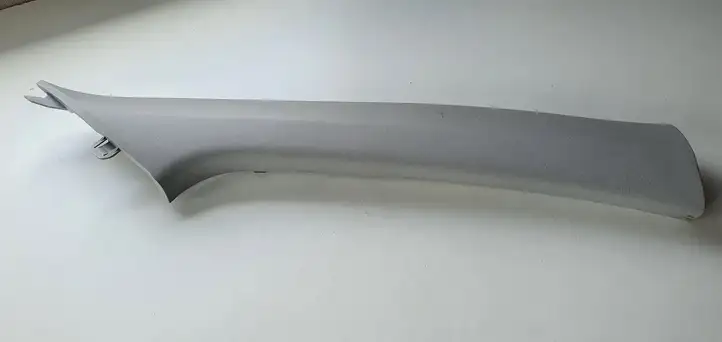 Kia Stonic (2017 - ) Обшивка стойки A — фото 1