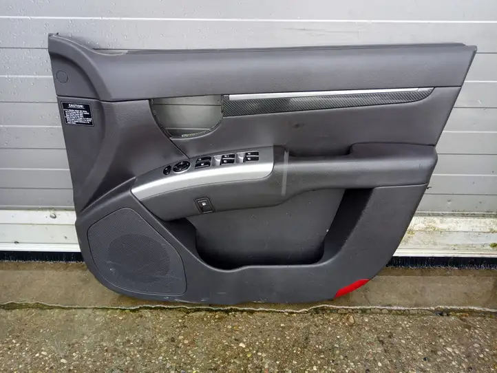 Hyundai Santa Fe (2009 - 2012) Обшивка передней двери — фото 1