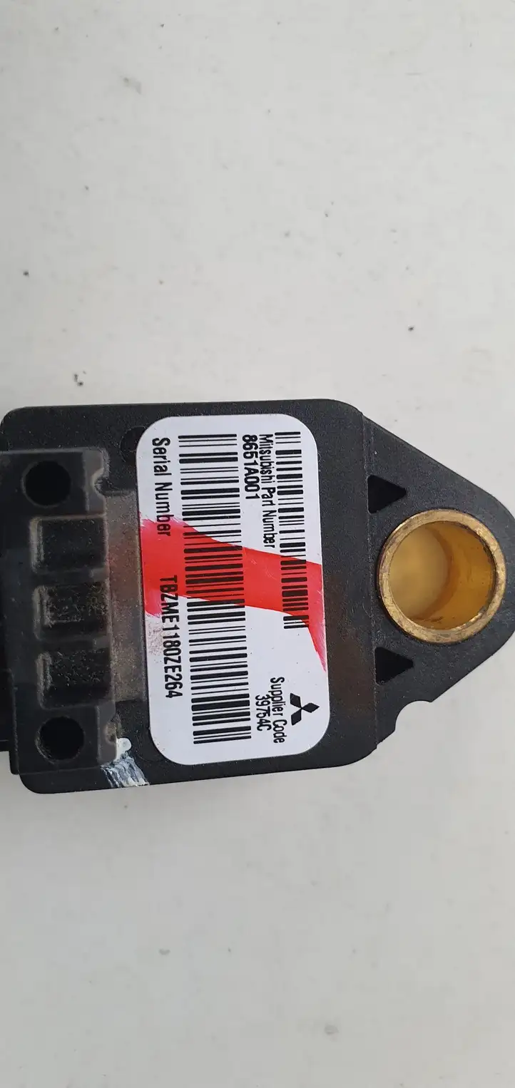 Mitsubishi Outlander (2007 - 2012) Датчик удара SRS — фото 4