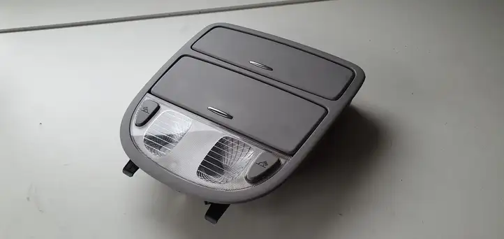 Hyundai Santa Fe (2009 - 2012) Передняя подсветка — фото 1