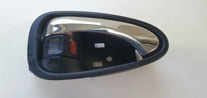 Toyota Avensis T270 (2009 - 2012) Внутренняя ручка двери — фото 1