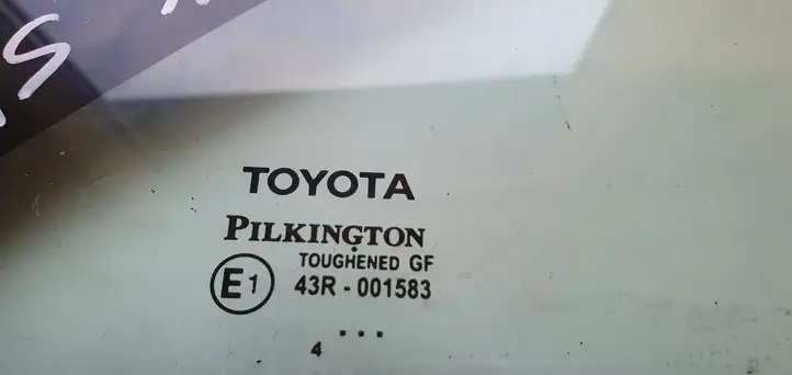 Toyota Auris E180 (2012 - 2018) Заднее боковое стекло — фото 2