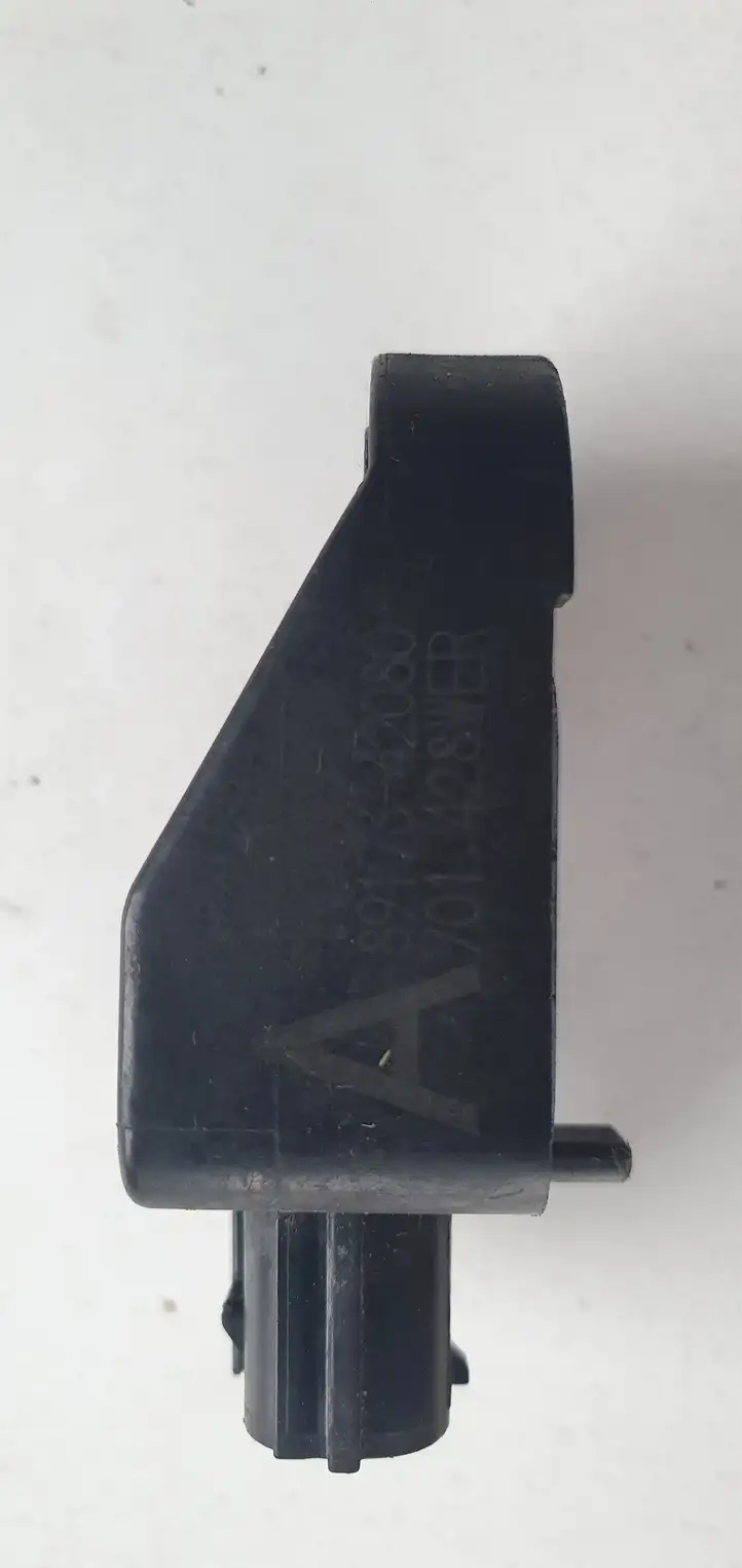 Toyota RAV 4 (XA30) (2006 - 2016) Датчик удара SRS — фото 2