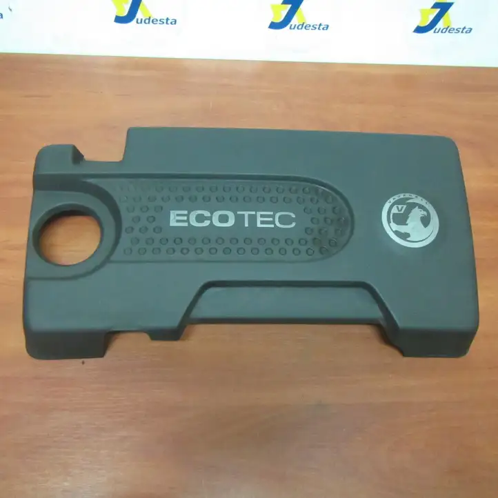Opel Astra J (2009 - 2012) 55574398 Крышка двигателя декоративная — фото 1