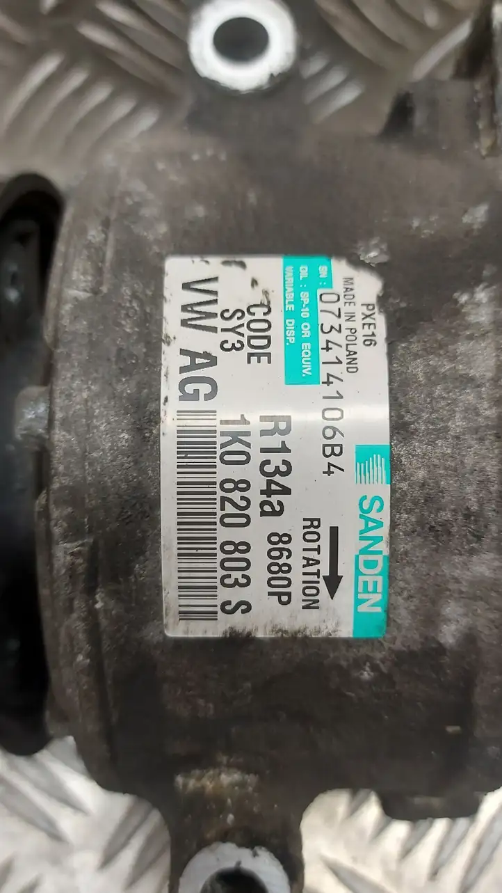 Volkswagen PASSAT B6 (2005 - 2010) 1K0820803S Компрессор (насос) кондиционера воздуха — фото 2
