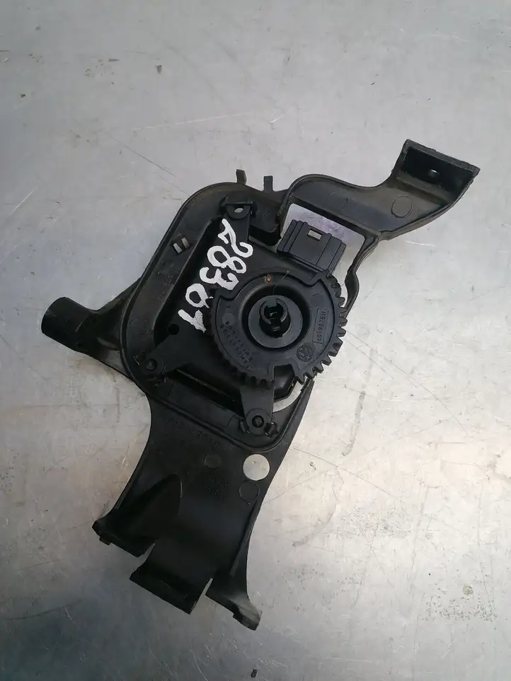 Volkswagen Polo (2005 - 2009) 309368200BD Двигатель задвижки потока воздуха — фото 3