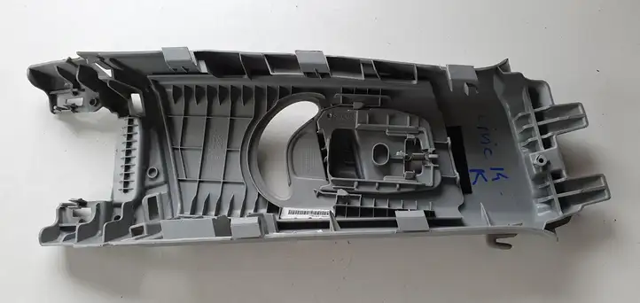 Honda Civic IX (2011 - 2017) Накладка ремня безопасности — фото 2