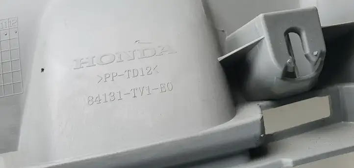Honda Civic IX (2011 - 2017) Обшивка стойки у окна — фото 3