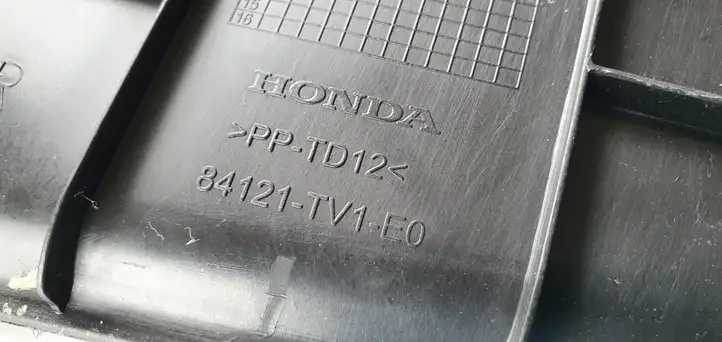 Honda Civic IX (2011 - 2017) Средняя стойка кузова (B) — фото 4