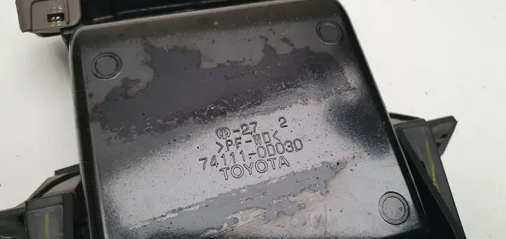 Toyota Hilux (AN10, AN20, AN30) (2004 - 2008) Пепельница — фото 5