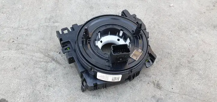 Skoda Octavia Mk3 (5E) (2013 - 2019) Датчик угла поворота руля — фото 4