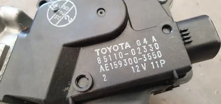 Toyota Auris E180 (2012 - 2018) Двигатель стеклоочистителей — фото 3