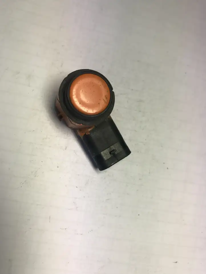 Skoda Superb B6 (3T) (2008 - 2015) 1S0919275C Датчик парковки — фото 1