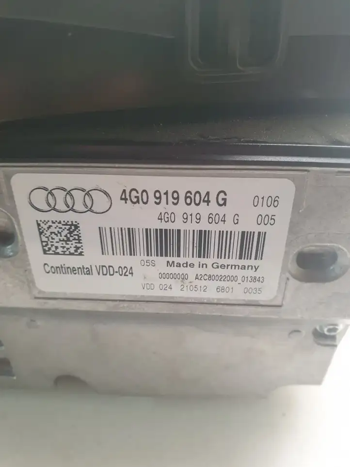 Audi A6 C7 (2011 - 2014) 4G0919604G Выдвижной дисплей — фото 4