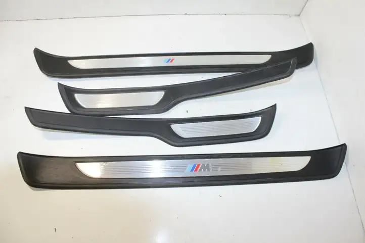 BMW 3 E90 E91 (2005 - 2012) Внутренняя обшивка порога (комплект) — фото 1