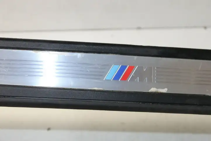 BMW 3 E90 E91 (2005 - 2012) Внутренняя обшивка порога (комплект) — фото 4