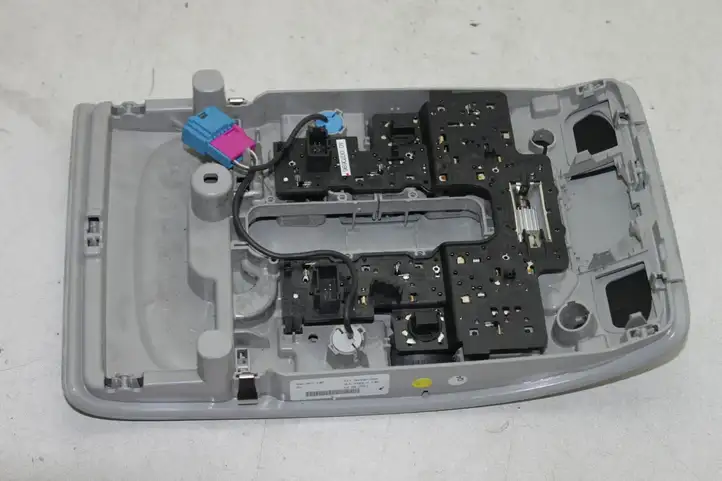 Audi A6 C7 (2011 - 2014) 4G0947135 Передняя подсветка — фото 4