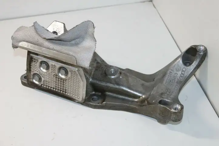 Audi A6 C7 (2011 - 2014) 4C0199307H Кронштейн двигателя — фото 3
