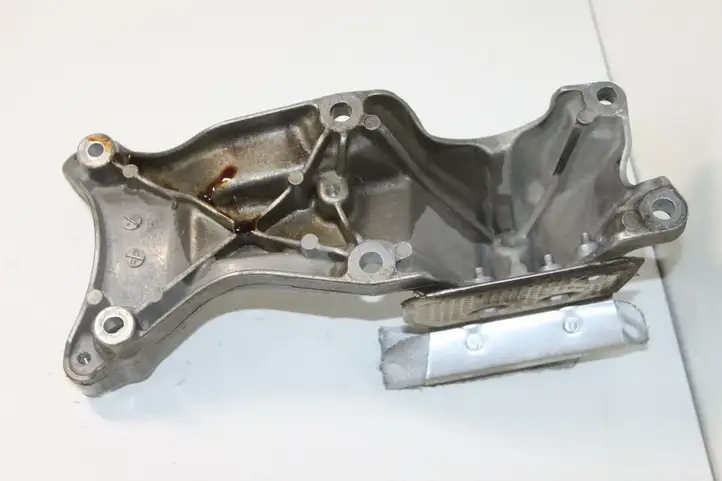 Audi A6 C7 (2011 - 2014) 4C0199307H Кронштейн двигателя — фото 4