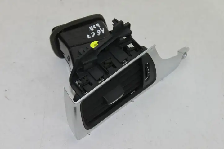 Audi A6 C7 (2011 - 2014) 4G1820901 Боковой воздушный дефлектор — фото 2