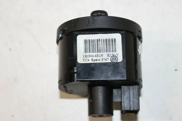 Volkswagen PASSAT B6 (2005 - 2010) 1K0941431N Включатель фонарей — фото 6
